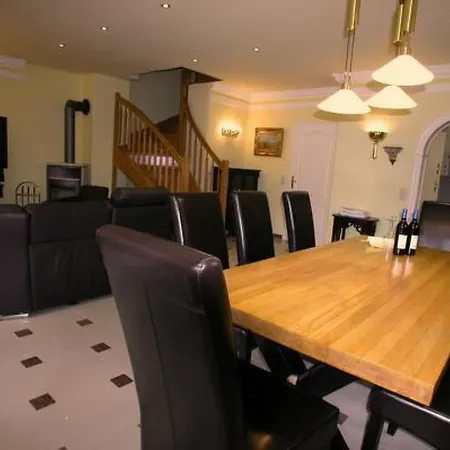 Dom wakacyjny Bel Air In Mit Grill Und Sauna By Interhome